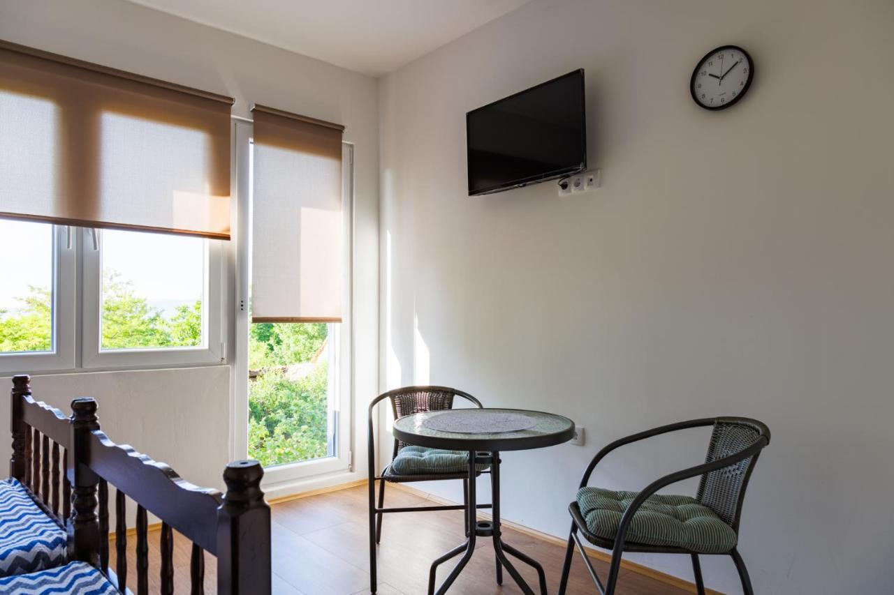 Vila Peristeron Golubăţ Exterior foto